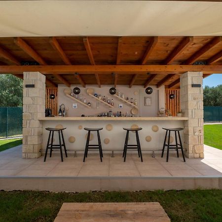 Mint Retreat Suites (Adults Only) Kalandra Buitenkant foto
